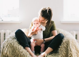 Meu colo é o seu refúgio: você nunca será grande demais para mim