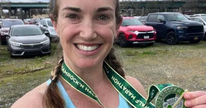 Maratonista faz o número 2 no meio da corrida: “Não quero que um cocô estrague tudo”