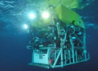 Robô francês é a esperança de resgate para submarino desaparecido