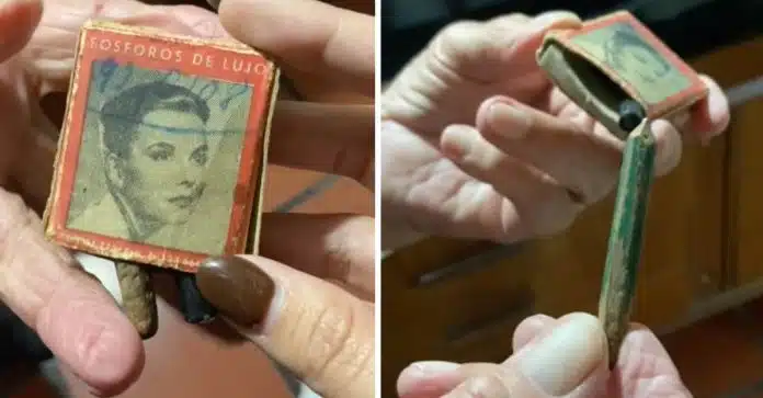 História de amor: Idoso guarda caixa de fósforos com o número da esposa por 70 anos