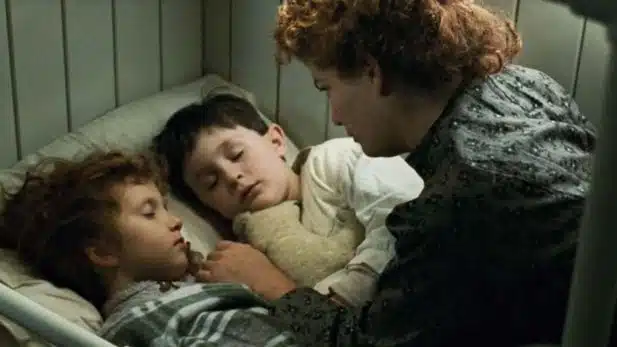 asomadetodosafetos.com - Saiba como garoto irlandês de "Titanic" continua ganhando fortuna por uma frase