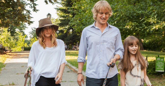 Comédia romântica com Jennifer Aniston e Owen Wilson na Netflix vai te fazer rir e refletir