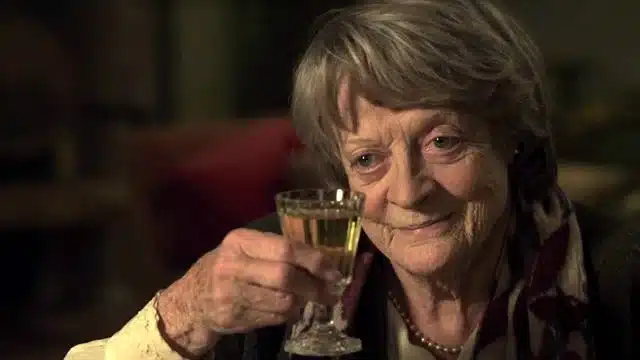 asomadetodosafetos.com - Maggie Smith: 10 filmes e séries inesquecíveis para celebrar o legado da atriz