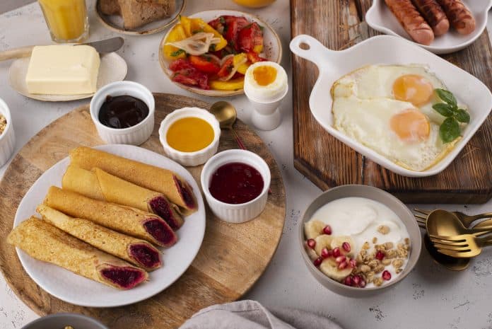 Desperte seus sentidos: saiba como se alimentar bem no café da manhã