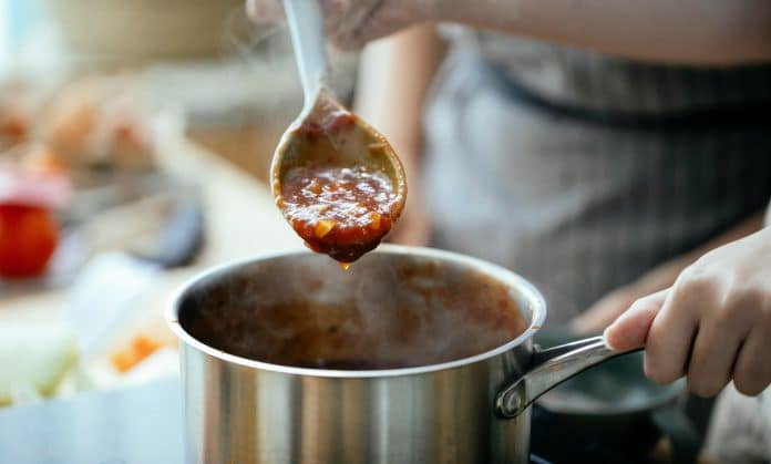 Molhos diferentes para inovar na macarronada de domingo